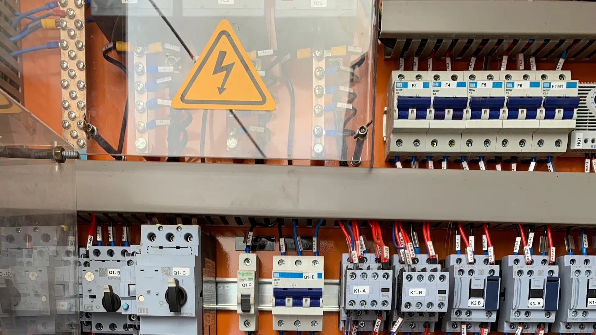 ARBQUIN — Automatización de Procesos Industriales